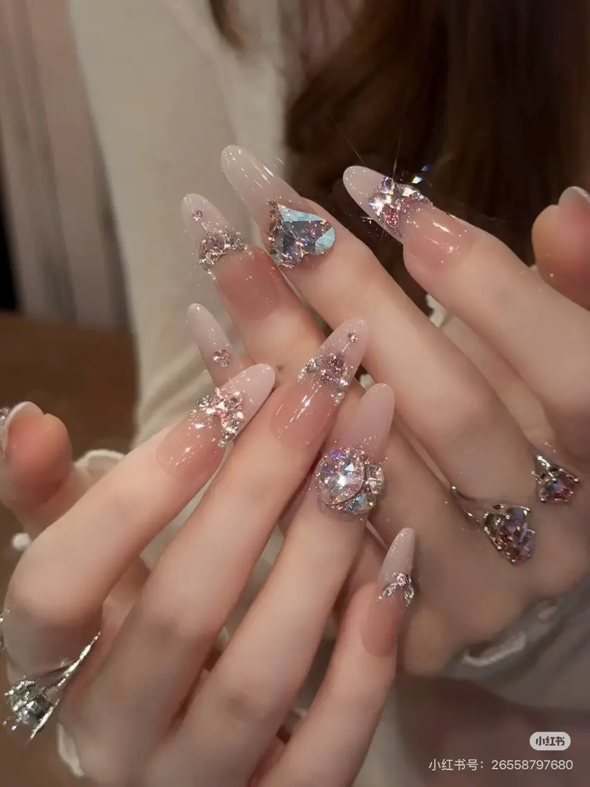 ネイル ハンドネイル 田中 奈々のネイルデザイン