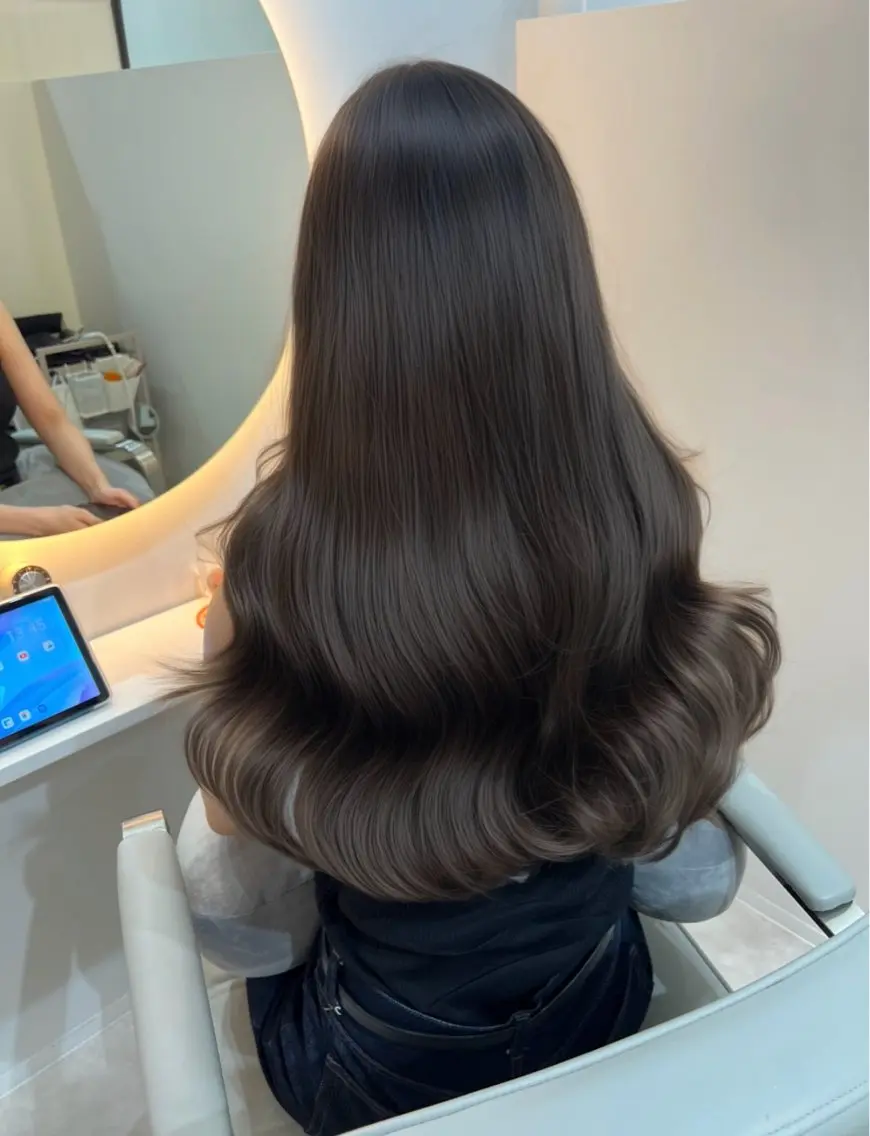 ロング カラー ヘアカラー トリートメント 韓国モテhair🍑 momoのヘアスタイル