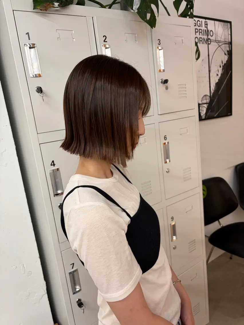 ショート 切りっぱなしボブ ボブ カット かすみ/名駅徒歩5分 /メンズカットのヘアスタイル