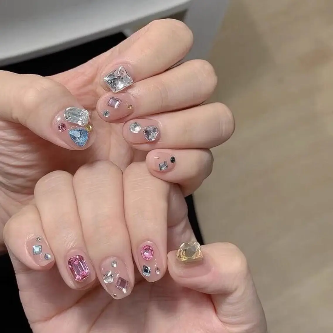 ネイル ハンドネイル MIKI LILYのネイルデザイン