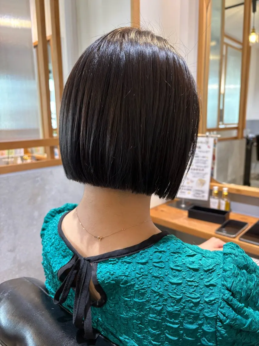 ショート 前下がりボブ ボブ カット ヘアカラー トリートメント Shiina シイナのヘアスタイル