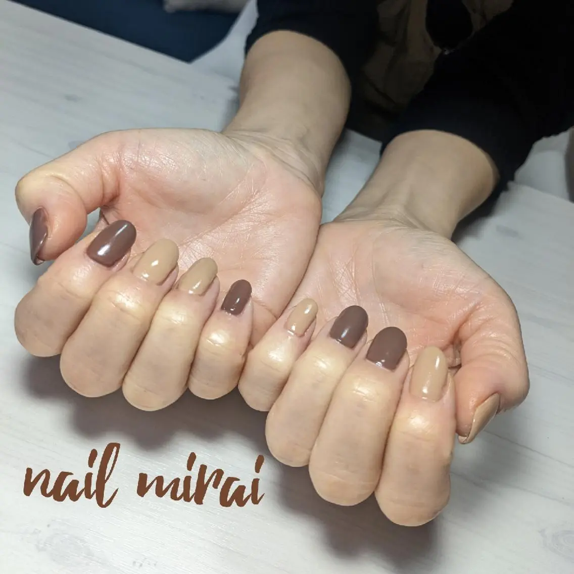 ワンカラー+色の追加(1色ごとに+500円)パラジェル使用の写真
