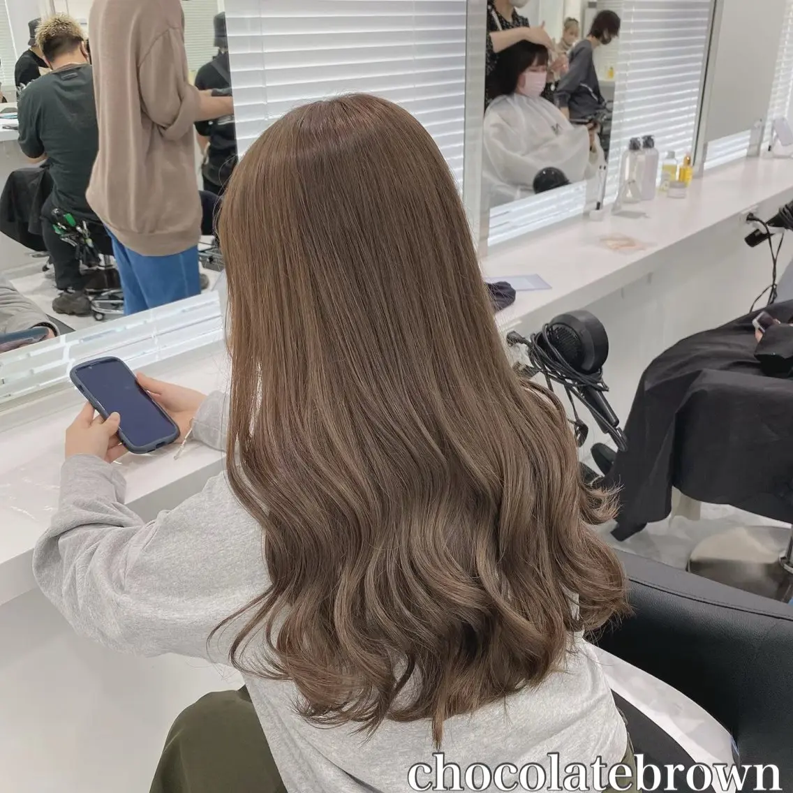 セミロング カラー ヘアアレンジ ブラウンカラー 🫧モテる💗ダメー ジレスハイトーン🫧のヘアスタイル
