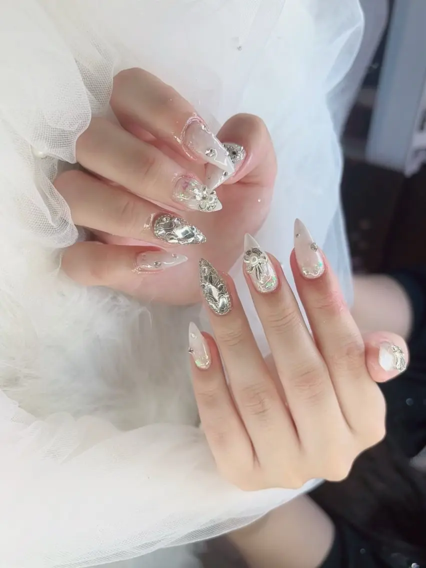 ネイル ハンドネイル MIO Nailのネイルデザイン