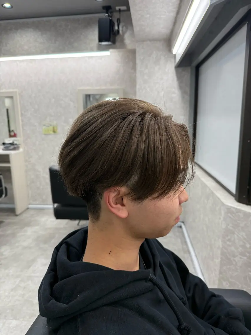カラー メンズ 透明感カラー グレージュ ミルクティーグレージュ メンズ特化🔥池袋 藤田孝太郎のヘアスタイル