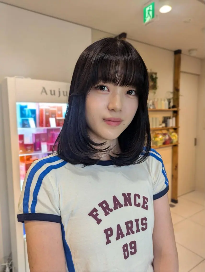ミディアム カラー 今泉 蘭のヘアスタイル
