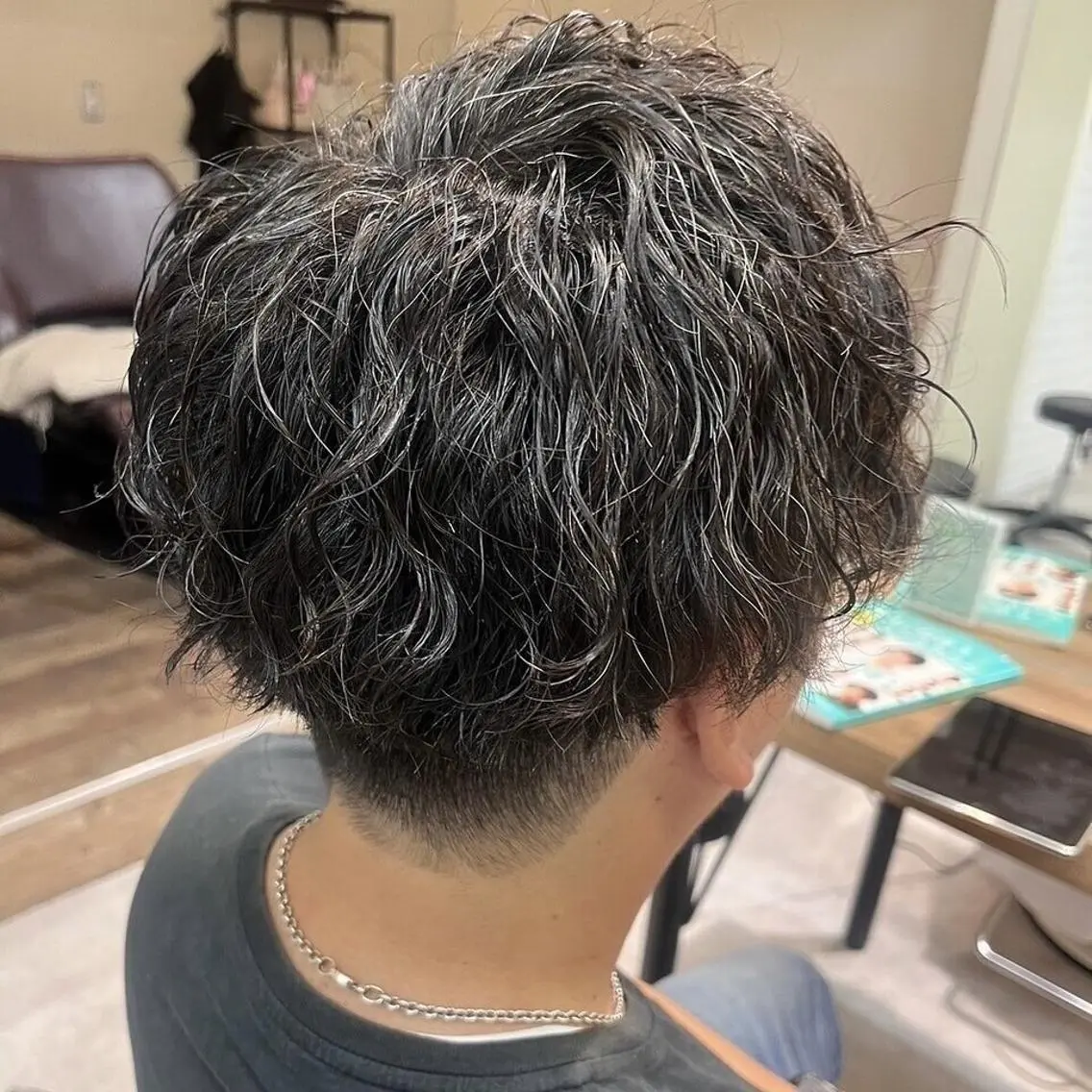 パーマ メンズ Frames 那覇新都心のヘアスタイル