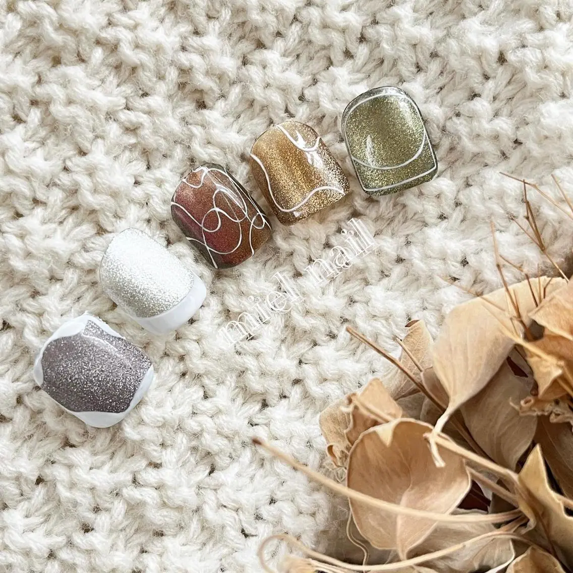 ネイル フットネイル フレンチネイル マグネットネイル miel nailのネイルデザイン