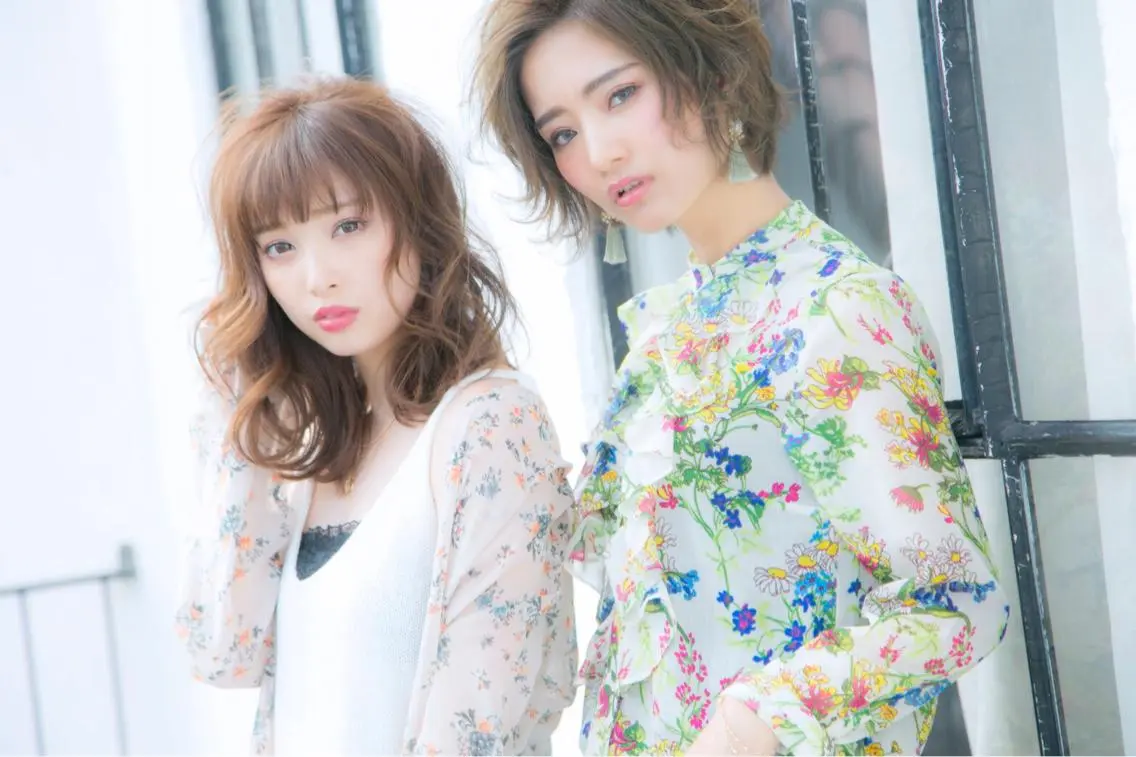 セミロング 髪質改善 縮毛の達人 矢井由真のヘアスタイル