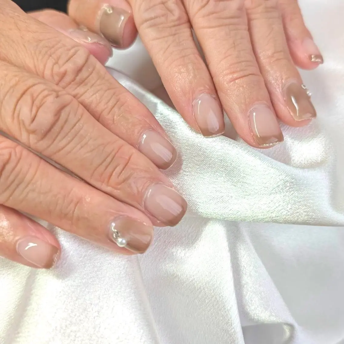 ネイル 持ち込み ハンドネイル nailslon A-Fleurのネイルデザイン