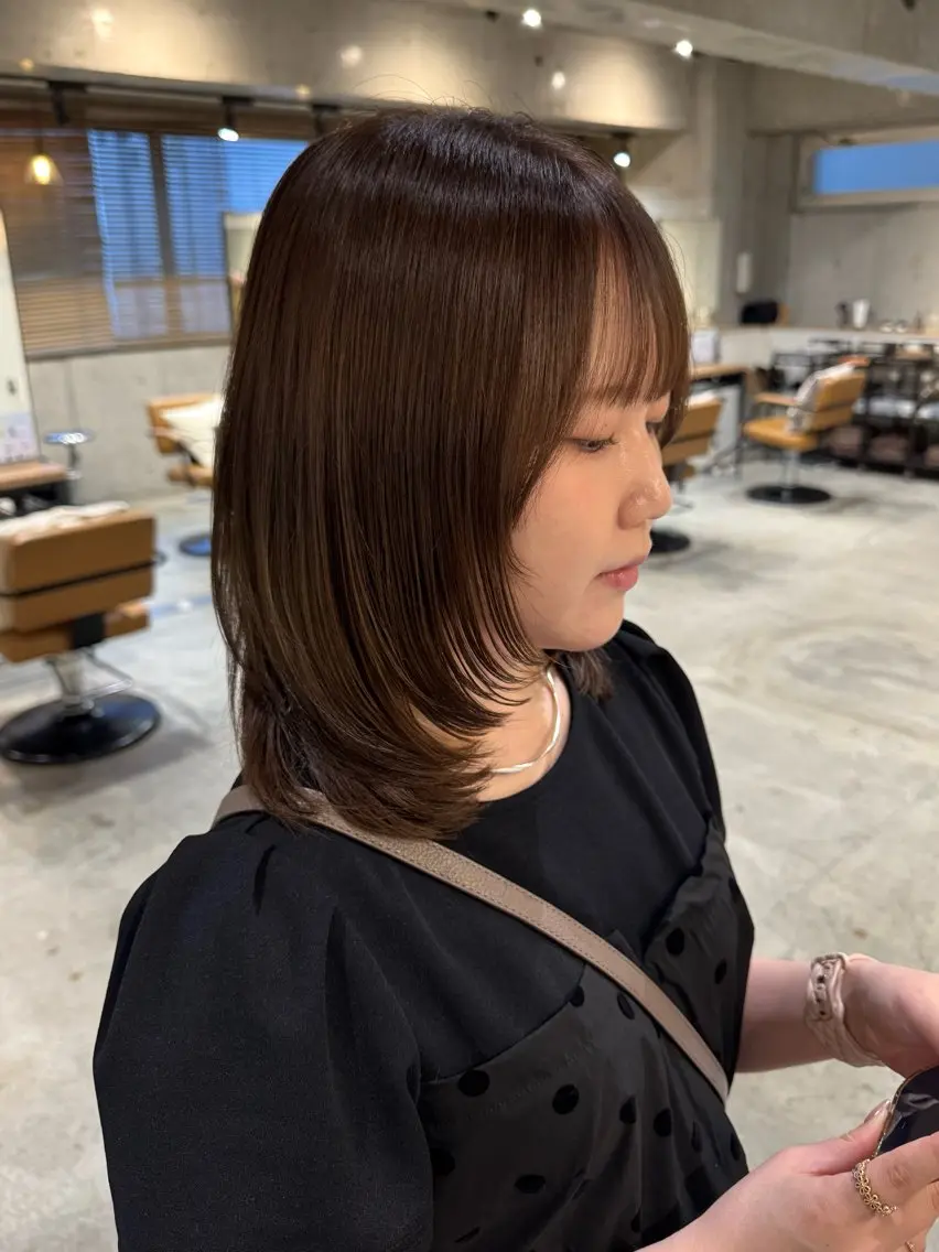 ミディアム ミディアムレイヤー レイヤーカット カット ヘアカラー トリートメント ヘッドスパ 🤍himari🤍 レイヤー×艶髪特化のヘアスタイル
