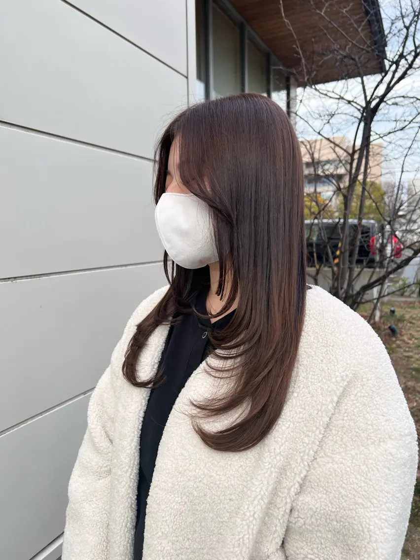 ロング 顔まわりレイヤー 顔周りカット レイヤーカット 🎀渡部 凜花/髪質 改善/艶髪🎀のヘアスタイル