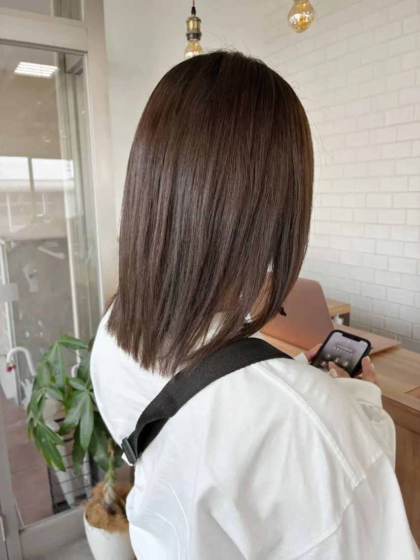 ミディアム カラー ヘアカラー 髪質改善が得意✨ 榎本亜衣のヘアスタイル