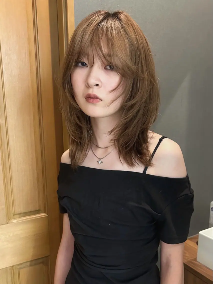 ミディアム くろかわ まいのヘアスタイル