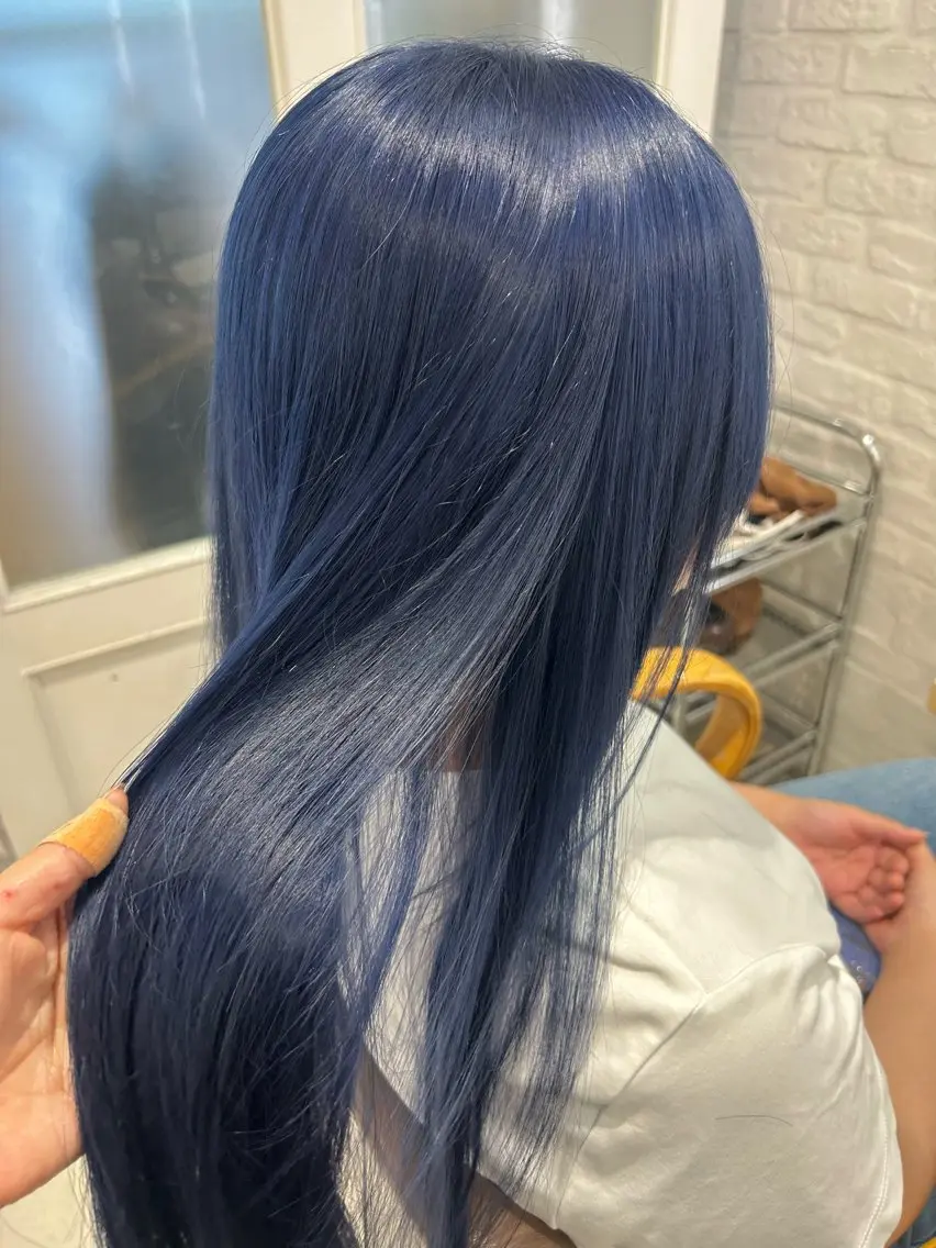 ロング カット ヘアカラー トリートメント 🍂透明感ベージュ カラー🍂森部杏菜のヘアスタイル