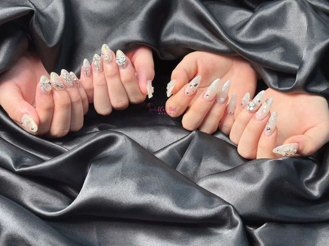 ネイル 桜ネイル 長さ出し フラワーネイル フレンチネイル ジェルネイル ハンドネイル ACon NailSalonのネイルデザイン
