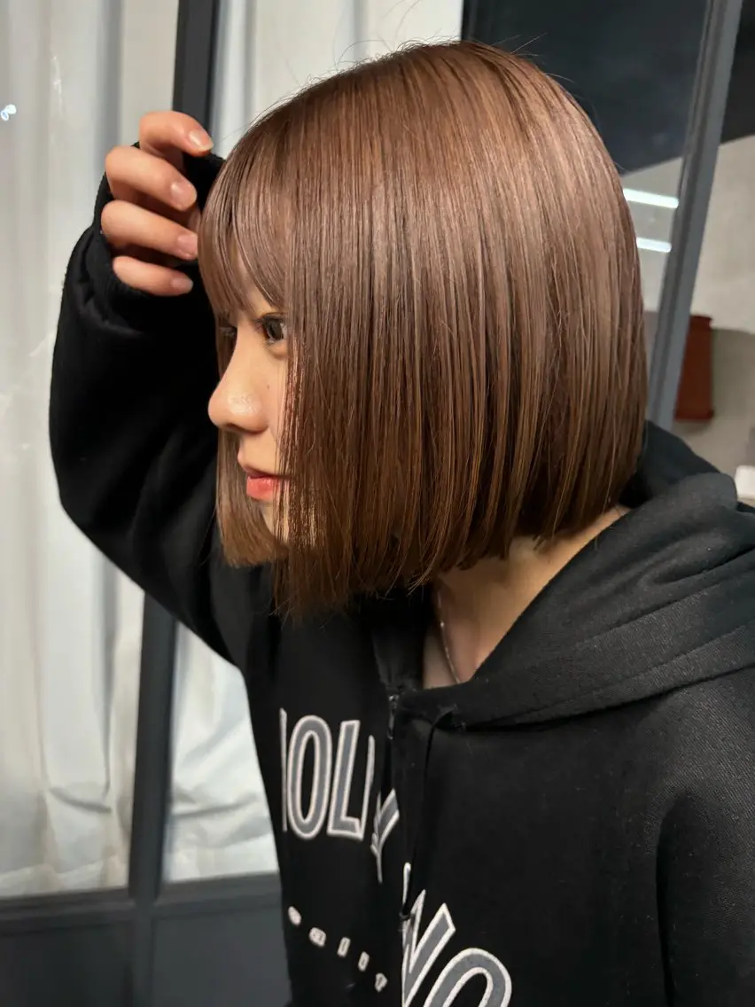 カラー ブリーチ ブラウンカラー ピンクカラー はしもと みおのヘアスタイル