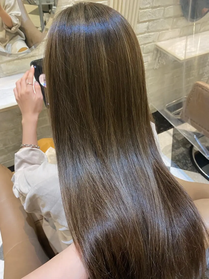 ハイライトカラー+トリートメントの写真
