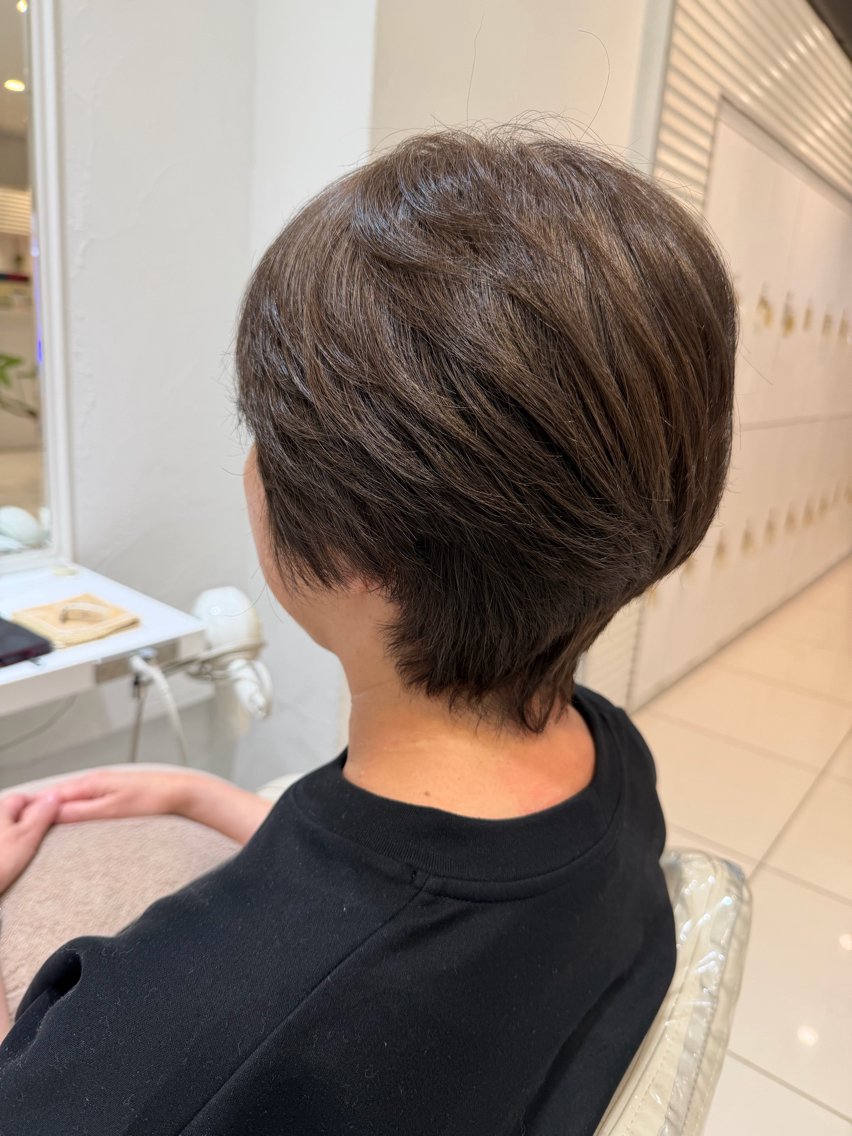 カラー ヘアカラー 武山 彩華のヘアスタイル