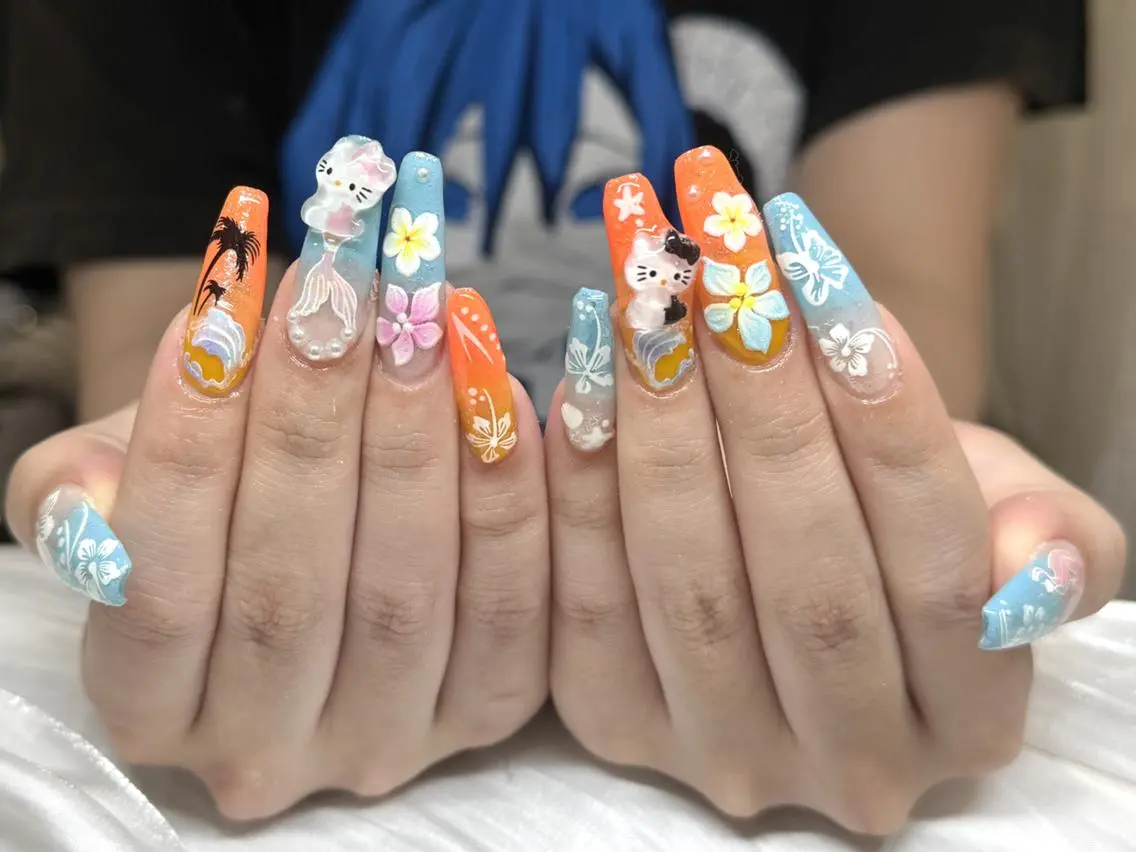 ネイル チークネイル 長さ出し フラッシュネイル フレンチネイル ガラスフレンチ ハンドネイル ハンドケア ネイル&アイサロン 🩷Lunaのネイルデザイン