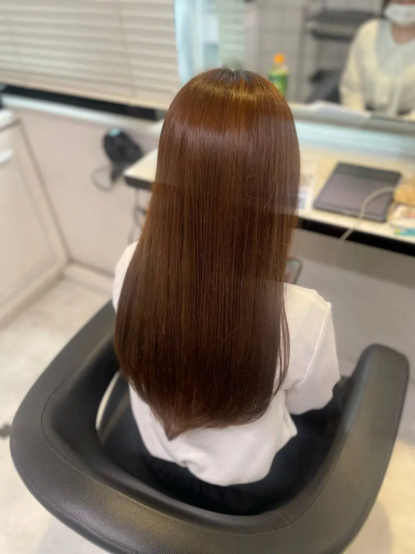 セミロング カット 縮毛矯正 うる艶トレンドヘア 🕊️上野BABYのヘアスタイル