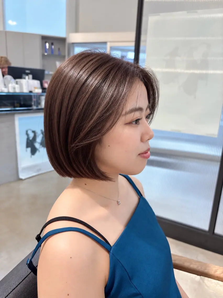 ショート アッシュ アッシュグレー アッシュグレージュ レイヤーカット カット ヘアカラー yui/レイヤー/ 顔周り/透明感カラーのヘアスタイル