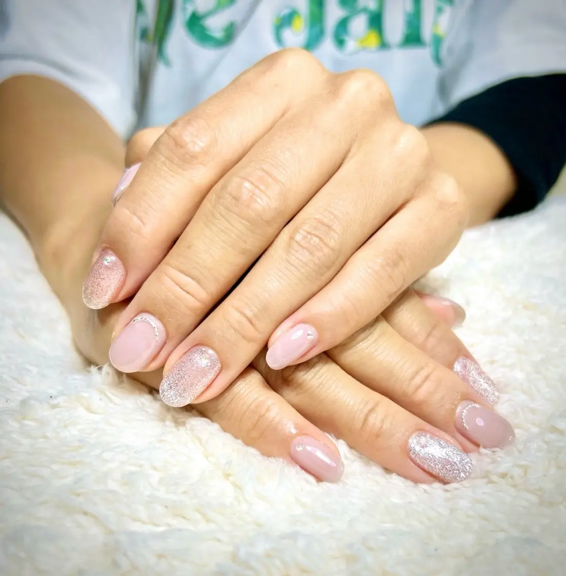 ネイル ハンドネイル フットネイル Nailsalon Latteのネイルデザイン