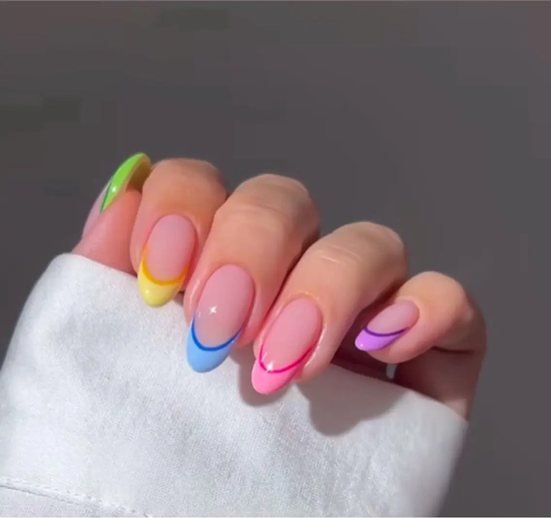 ネイル アートネイル オーロラネイル チークネイル フレンチネイル ガラスフレンチ 🎀🎀YooLi Nail Salonのネイルデザイン