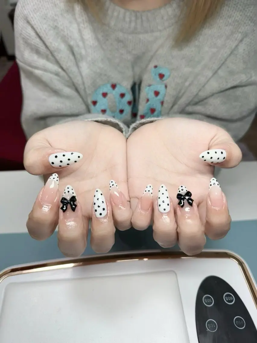 ネイル Destiny Nails2のネイルデザイン