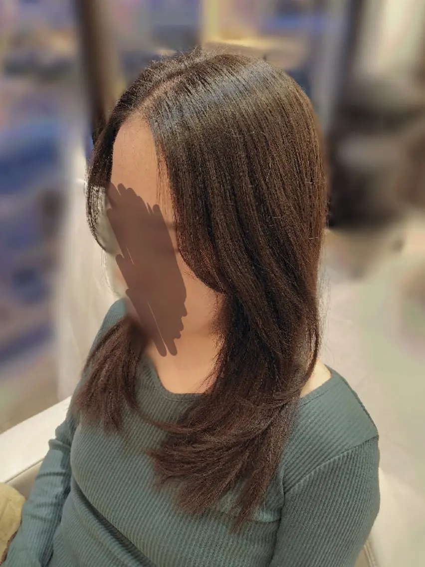 ミディアム レイヤーカット カット ヘアカラー 三浦 瑞華のヘアスタイル