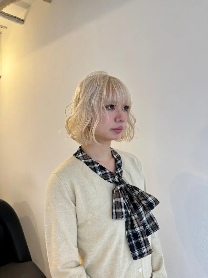 ショート カラー ヘアカラー 黒田 千晴のヘアスタイル