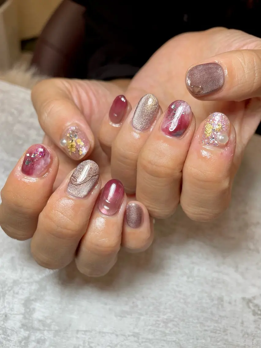 ネイル キラキラネイル ニュアンスネイル nana .のネイルデザイン