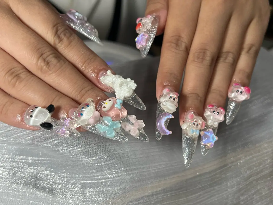 ネイル ハンドネイル Luna Gladeのネイルデザイン
