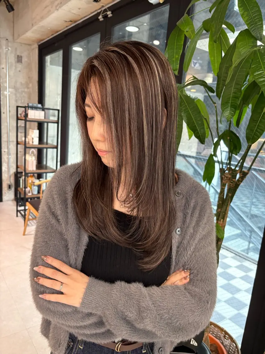 ロング カラー ブリーチ ハイライトカラー ハイライト レイヤーカット カット ヘアカラー ♡ハイライトカラー shinri♡のヘアスタイル
