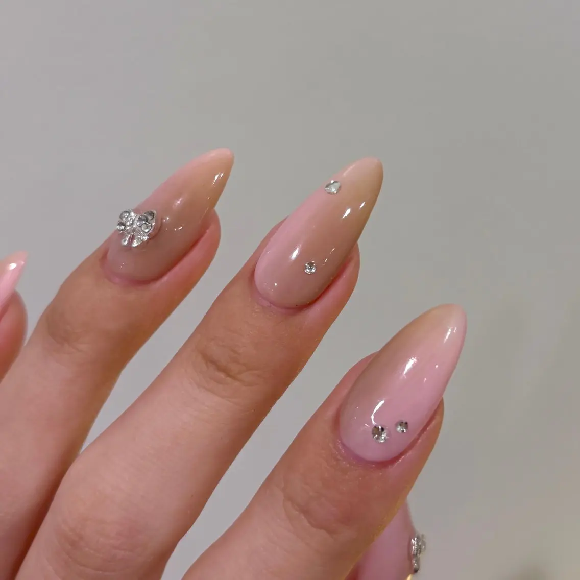 ネイル ハンドネイル 韓国ワンホンピンク 🎀mikuのネイルデザイン