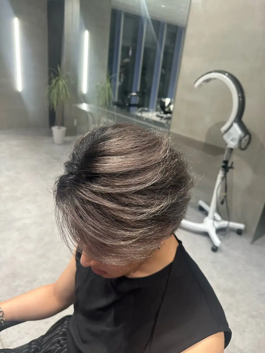 ミディアム カラー メンズ カット ヘアカラー パーマ トリートメント 濵本 海斗のヘアスタイル