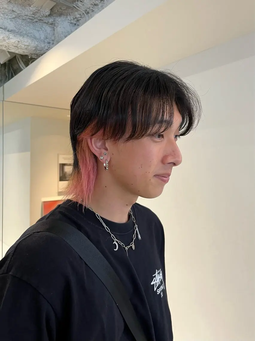 カラー メンズ メンズウルフカット ピンクカラー ウルフカット ANY/メンズ特化/ シバヤ ユウキのヘアスタイル