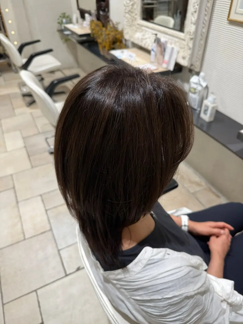 ミディアム カラー 高橋 愛のヘアスタイル