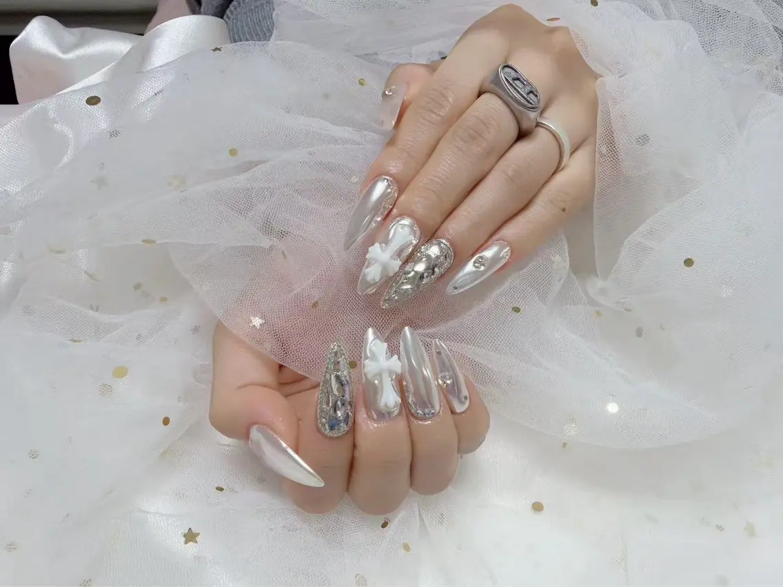 ネイル ジョリ kasumi🌹💅のネイルデザイン