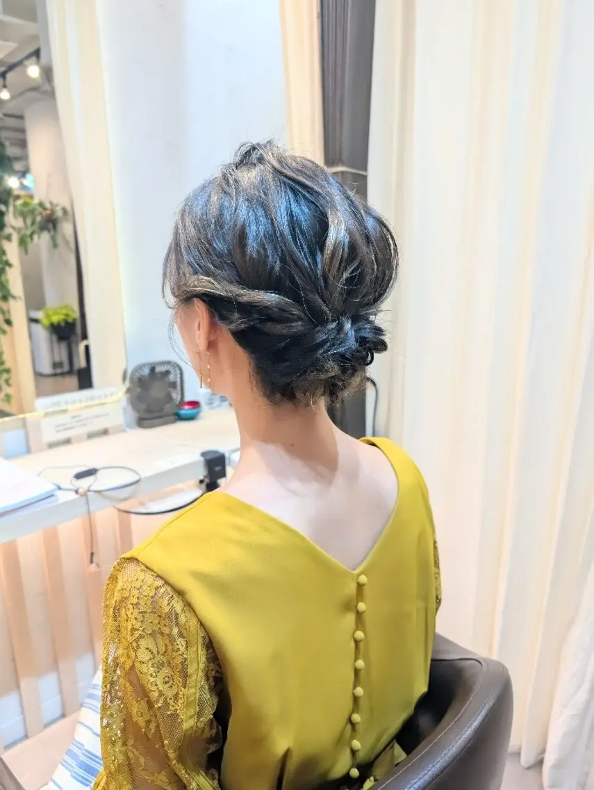 ミディアム ヘアアレンジ ヘアセット koto💭 コトのヘアスタイル