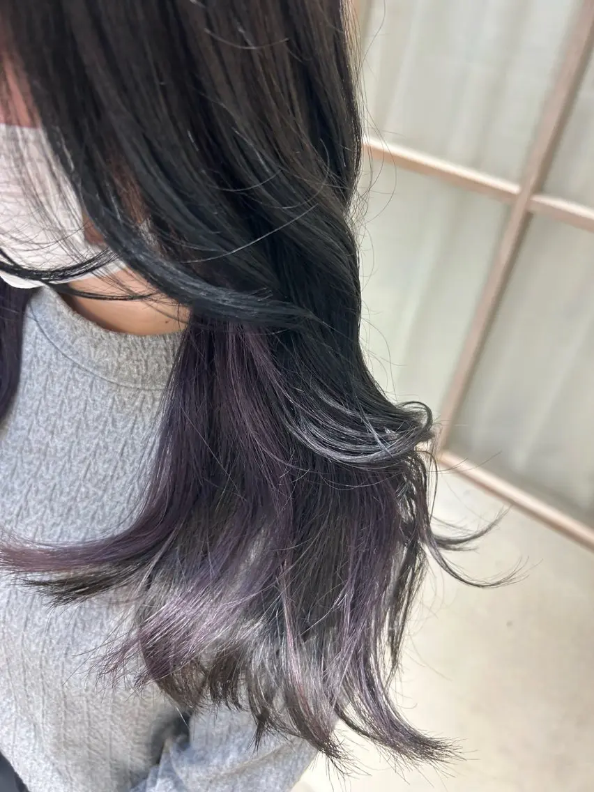 カット+ポイントブリーチオンカラー(イヤリング、インナーカラー)+COTAプレミークトリートメントの写真