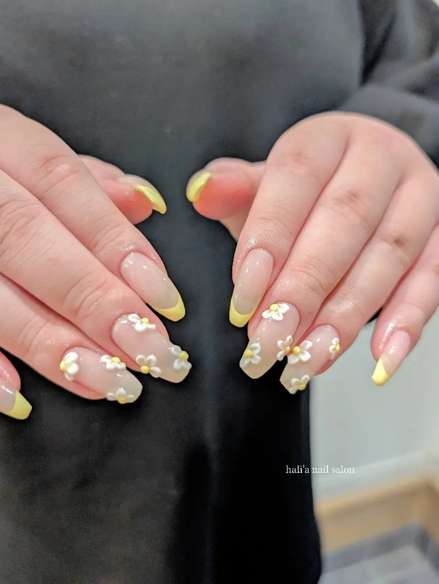 ネイル フレンチネイル ハンドネイル hali’a nailのネイルデザイン