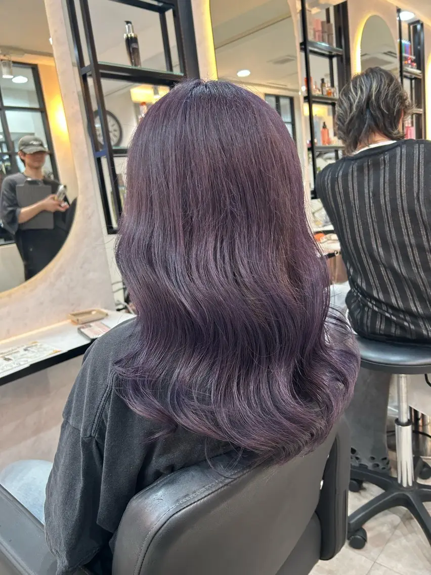 ミディアム ヘアカラー 副島 響のヘアスタイル