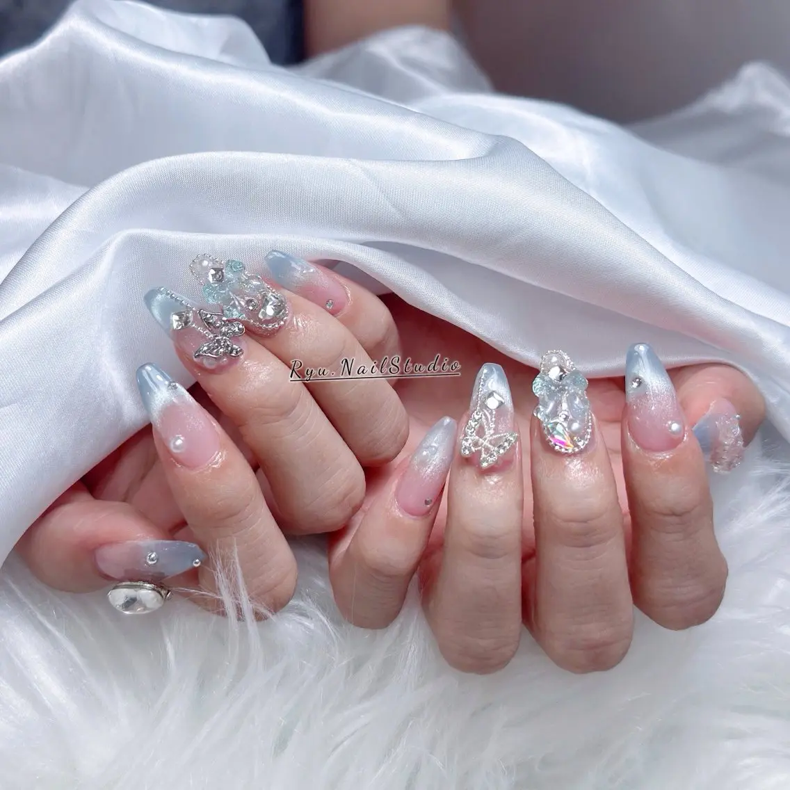 ネイル アートネイル ジェルネイル グラデーション マグネットネイル ニュアンスネイル ハンドネイル Ryu nail studioのネイルデザイン