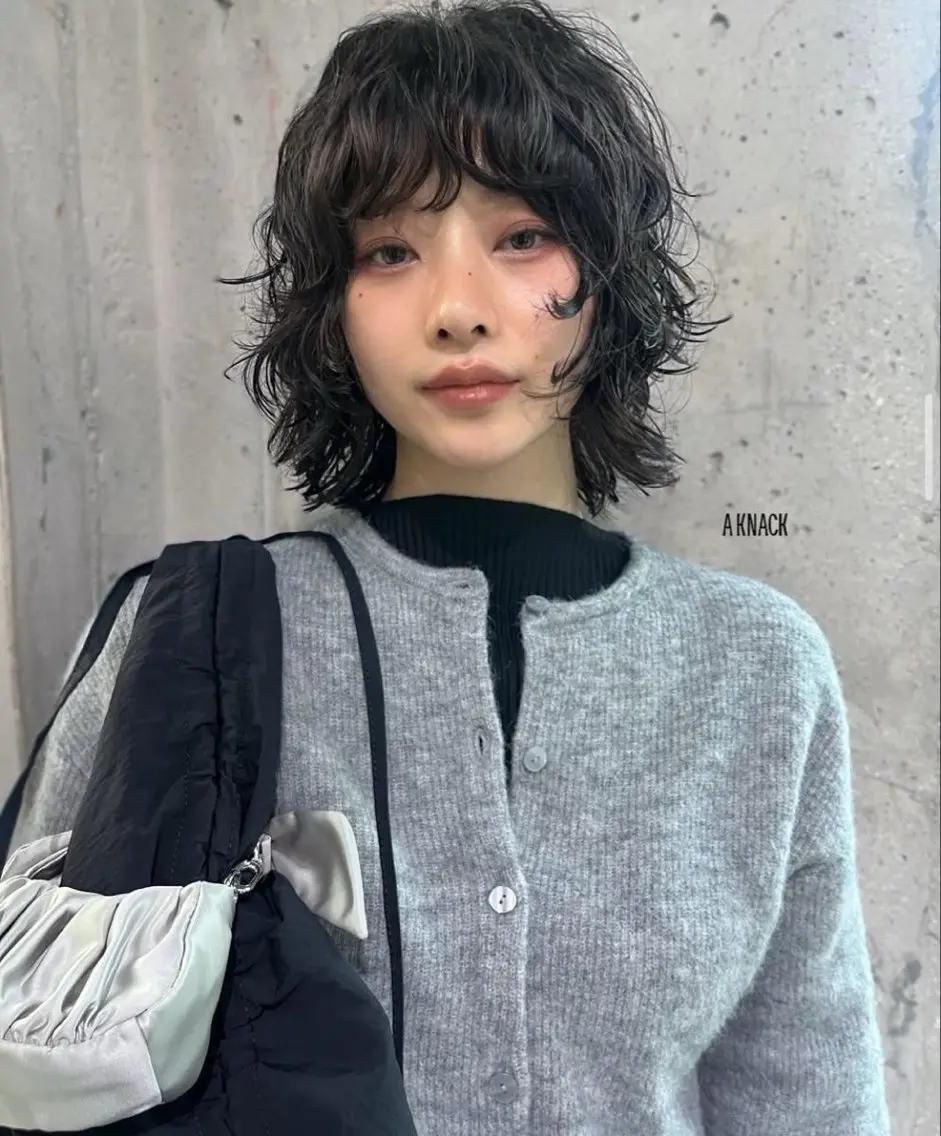 ショート パーマ 西山 凜のヘアスタイル