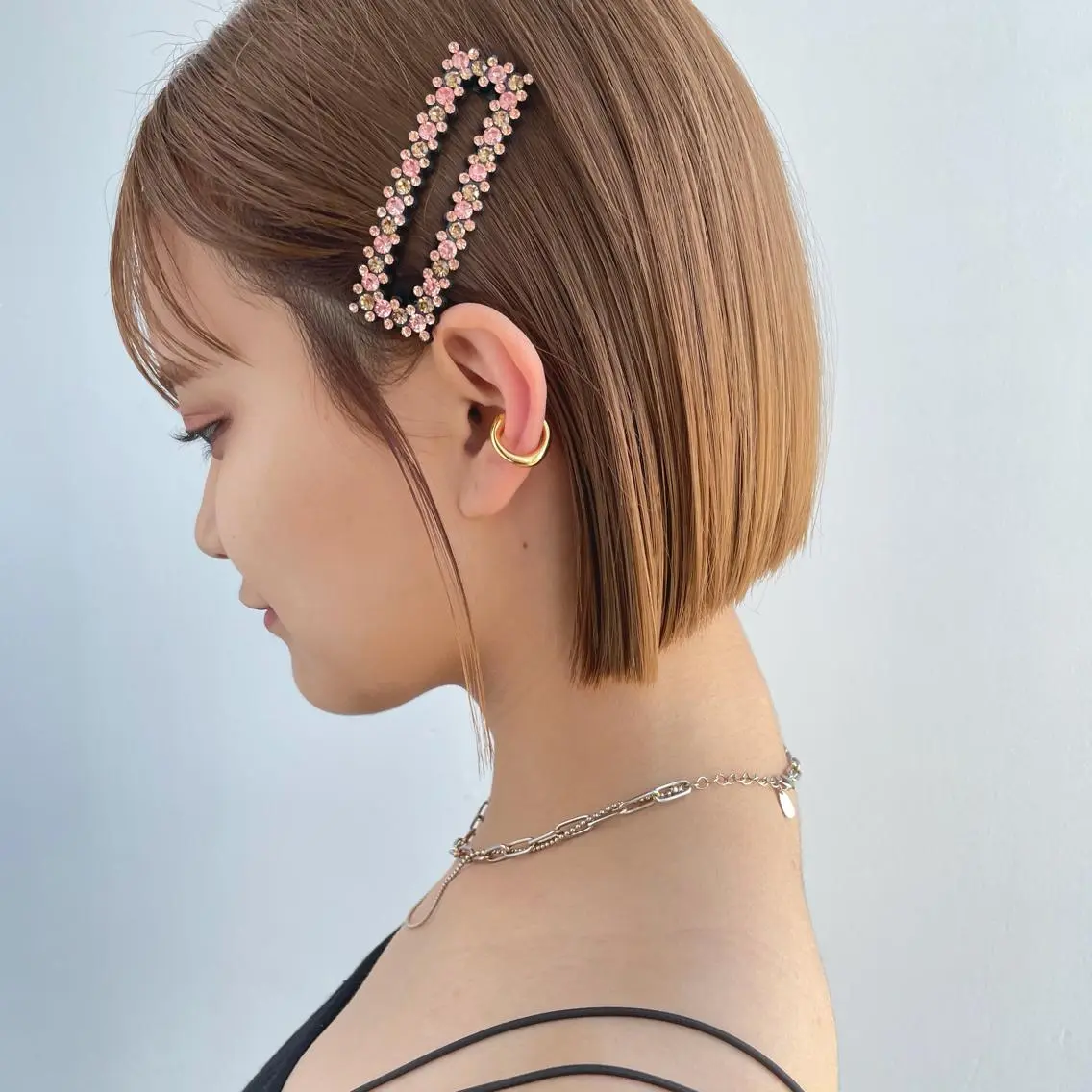 ショート カラー ヘアアレンジ ベージュカラー ハイトーンカラー ミルクティーベージュ 【柔らか透明感✨/ 似合せ前髪】大石葉月のヘアスタイル