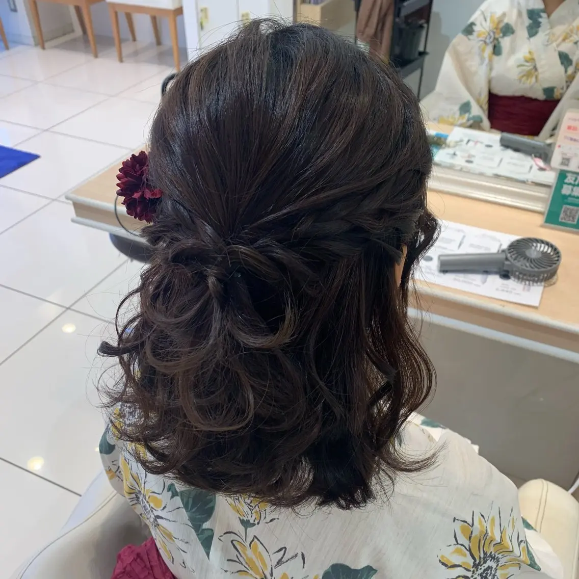 セミロング ヘアアレンジ ヘアセット 宮永 璃沙のヘアスタイル