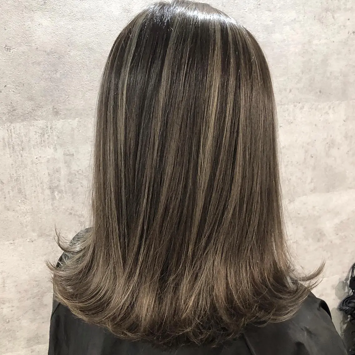 ロング カラー ハイライトカラー ハイライト ✨MiL✨ ✨心斎橋✨のヘアスタイル