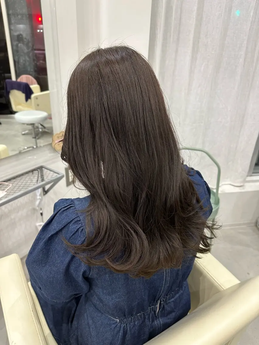 セミロング カラー さあや 【透け感/艶感】のヘアスタイル