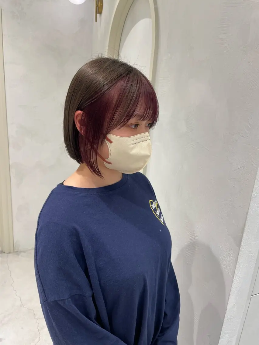 ショート カラー 桑本 さと子のヘアスタイル
